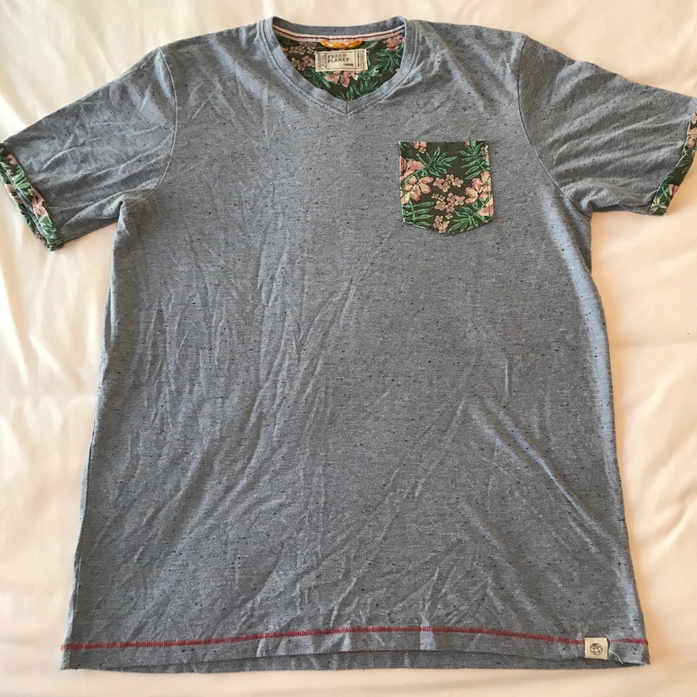 Men’s light blue and floral v-neck t-shirt. Large